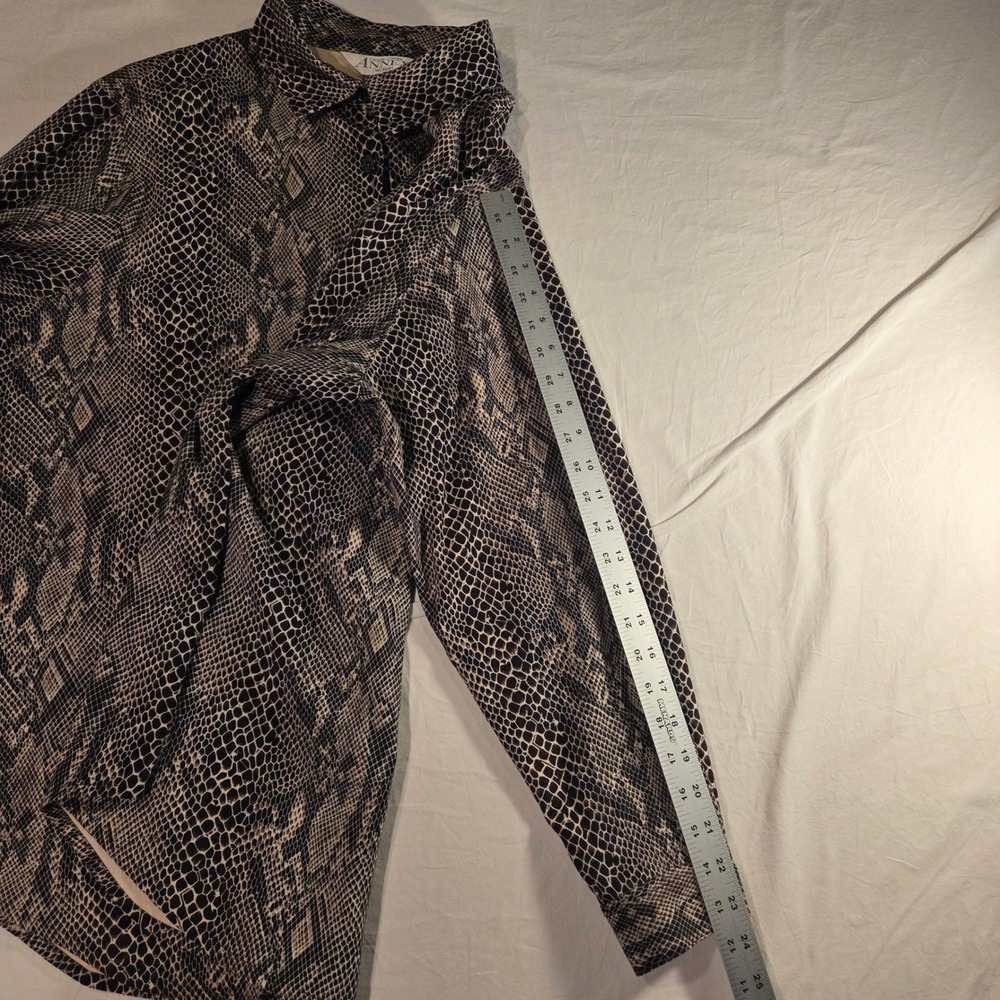 Casual Corner Annex Women's Long Sleeve Button Up Blouse Size 1X Snake Print - Picture 10 of 10